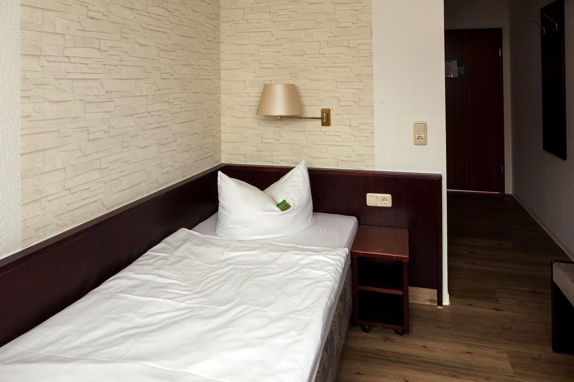 Hotel Anhalt Koethen  Eksteriør bilde